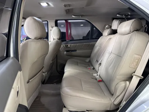 Toyota Fortuner SR 2012 Plateado Caracas