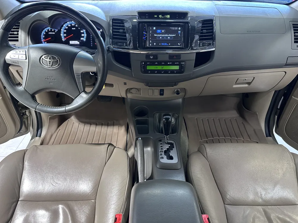 Toyota Fortuner 2012 Dorado Caracas