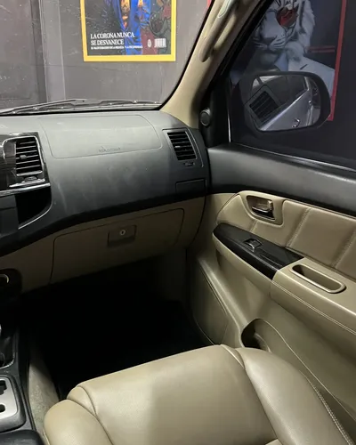 Toyota Fortuner SR 2015 Plateado Caracas