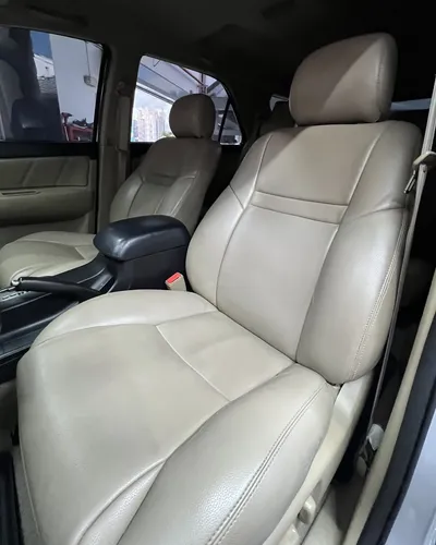 Toyota Fortuner SR 2015 Plateado Caracas