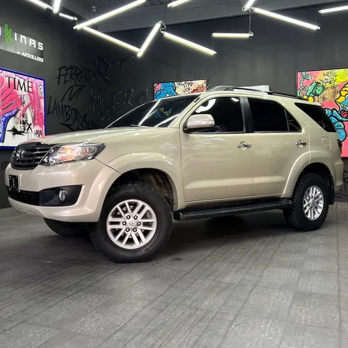 Toyota Fortuner 2012 Dorado Caracas
