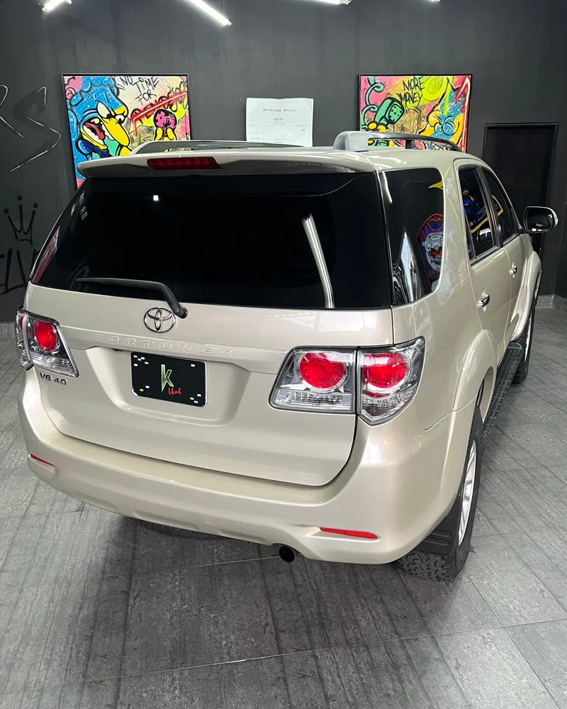 Toyota Fortuner 2012 Dorado Caracas