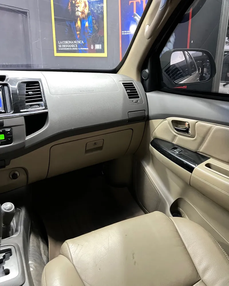 Toyota Fortuner 2012 Dorado Caracas