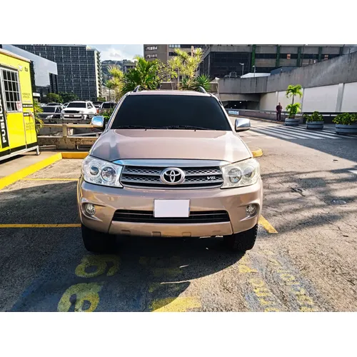 Toyota Fortuner SR5 2011 Dorado Caracas