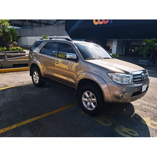 Toyota Fortuner SR5 2011 Dorado Caracas