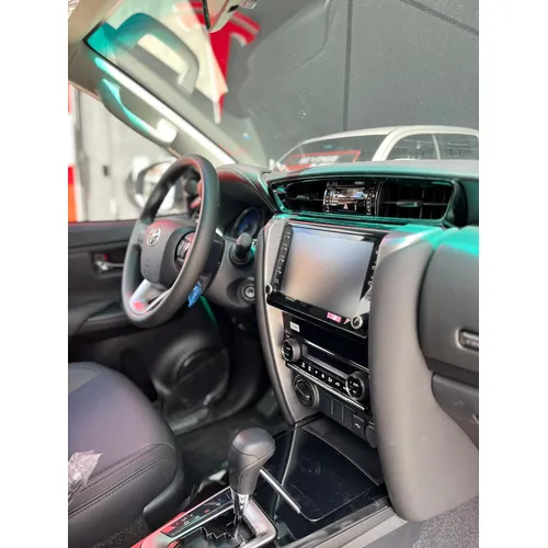 Toyota Fortuner SR5 2025 Blanco Caracas