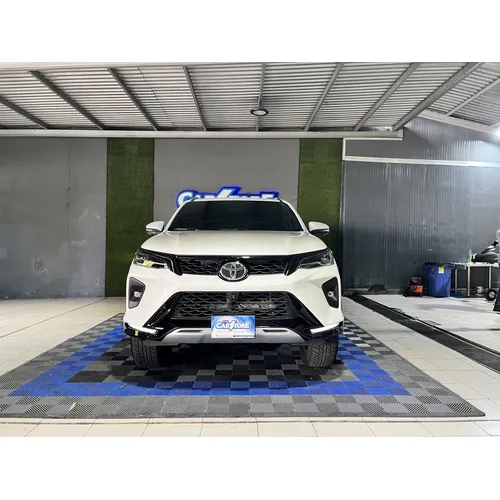 Toyota Fortuner 2024 Blanco Caracas