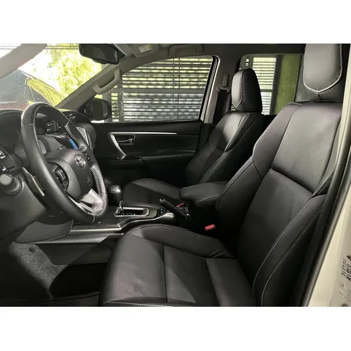 Toyota Fortuner SRX 2024 Blanco Caracas