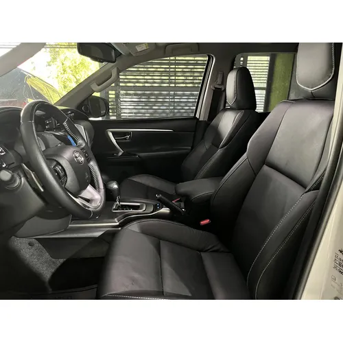 Toyota Fortuner 2024 Blanco Caracas