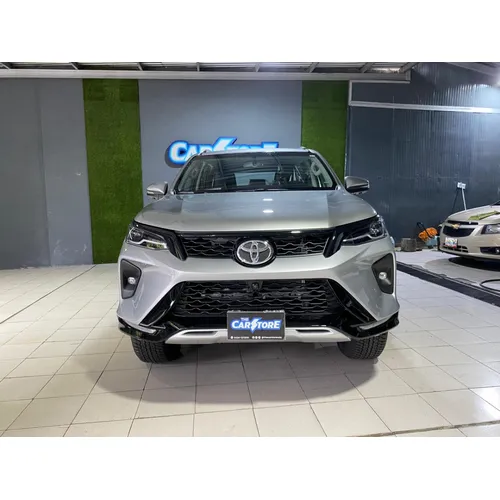 Toyota Fortuner 2025 Plateado Caracas