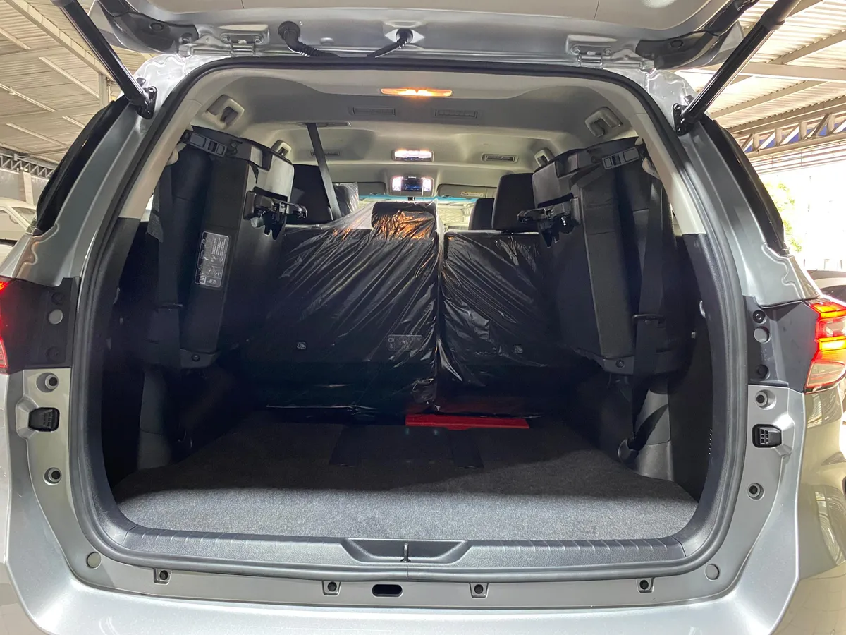 Toyota Fortuner SRX 2025 Plateado Caracas