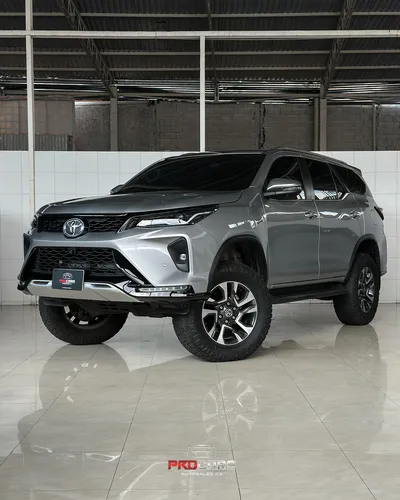 Toyota Fortuner Sw4
