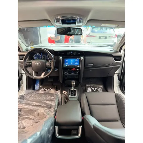 Toyota Fortuner SW4 2025 Blanco Caracas
