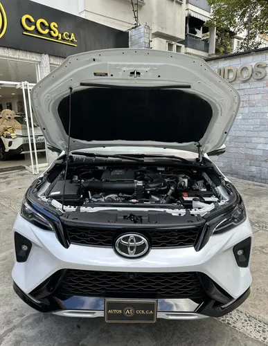 Toyota Fortuner SW4 2026 Blanco Caracas