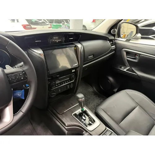 Toyota Fortuner SW4 2026 Plateado Caracas