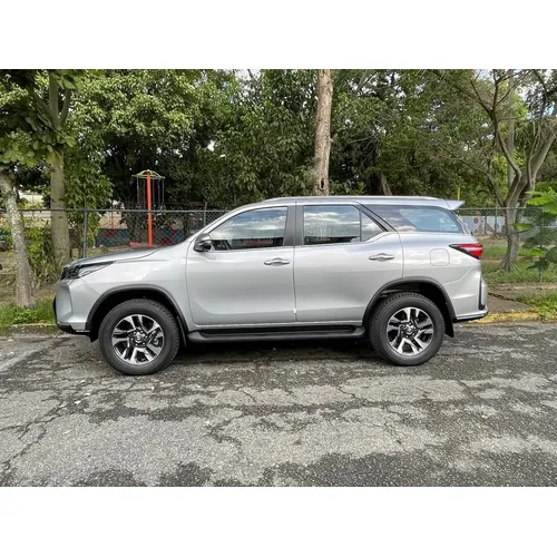 Toyota Fortuner SW4 2026 Plateado Caracas