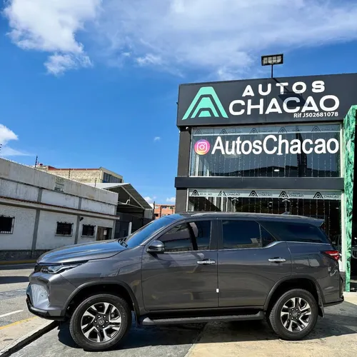 Toyota Fortuner SW4 SRX 2026 Gris Caracas