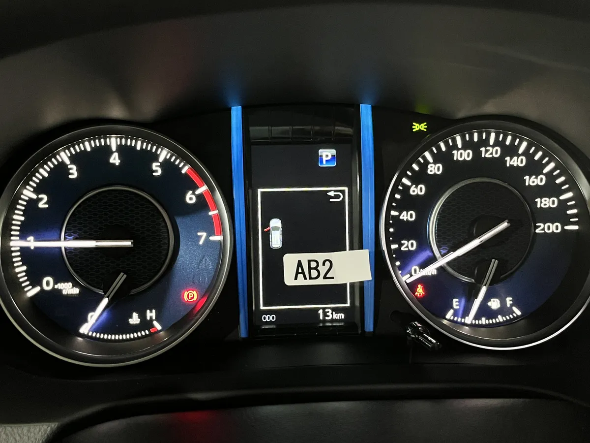 Toyota Fortuner SW4 SRX 2025 Gris Caracas