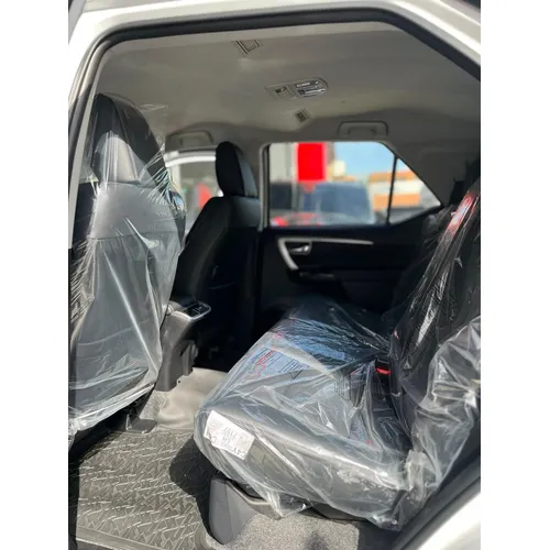 Toyota Fortuner SW4 SRX 2025 Blanco Caracas