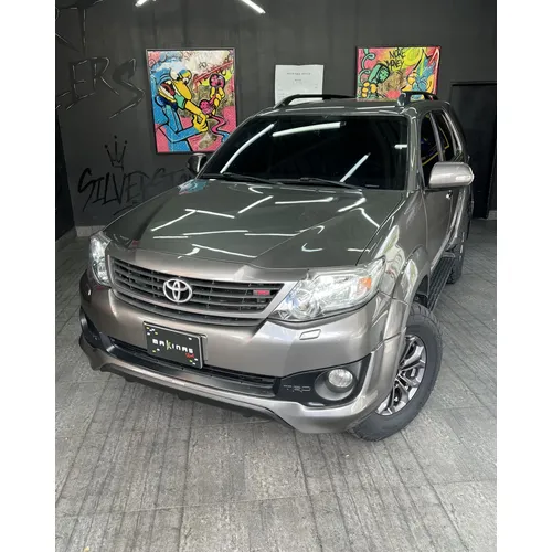 Toyota Fortuner Trd Sportivo 2019 Marrón Caracas