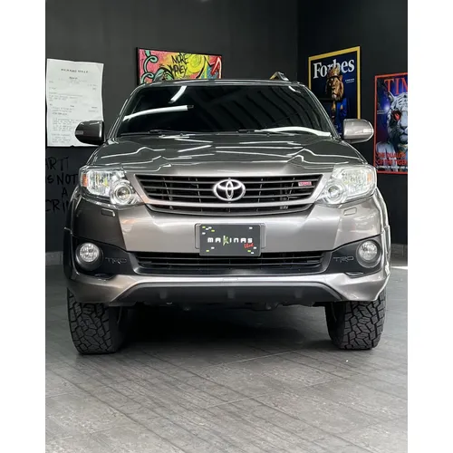 Toyota Fortuner Trd Sportivo 2019 Marrón Caracas