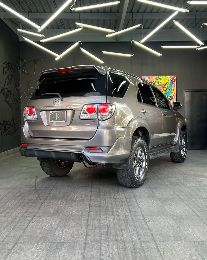 Toyota Fortuner Trd Sportivo 2019 Gris Caracas