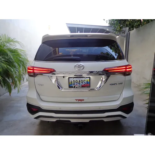 Toyota Fortuner TRD SR5 2018 Blanco Barquisimeto