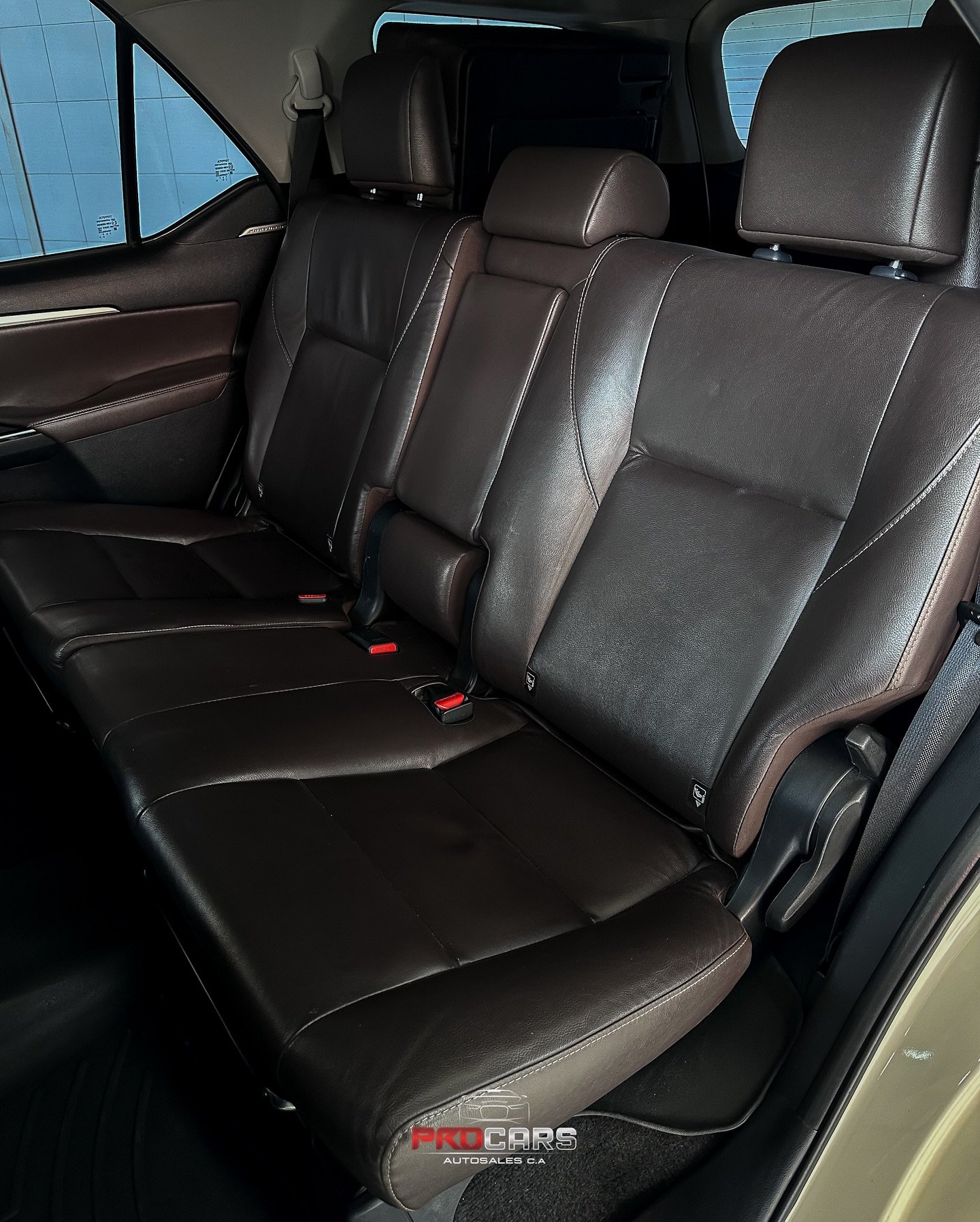 Toyota Fortuner VX.R+ 2018 Blanca