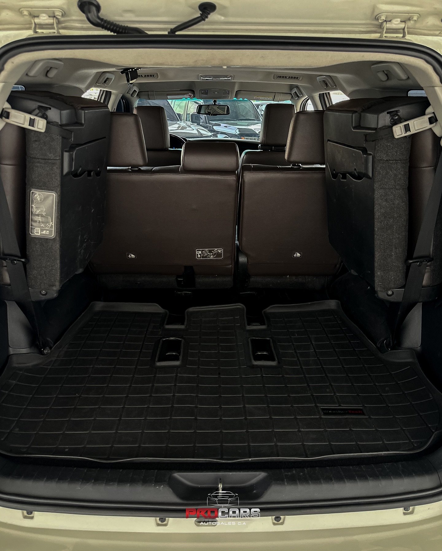Toyota Fortuner VX.R+ 2018 Blanca