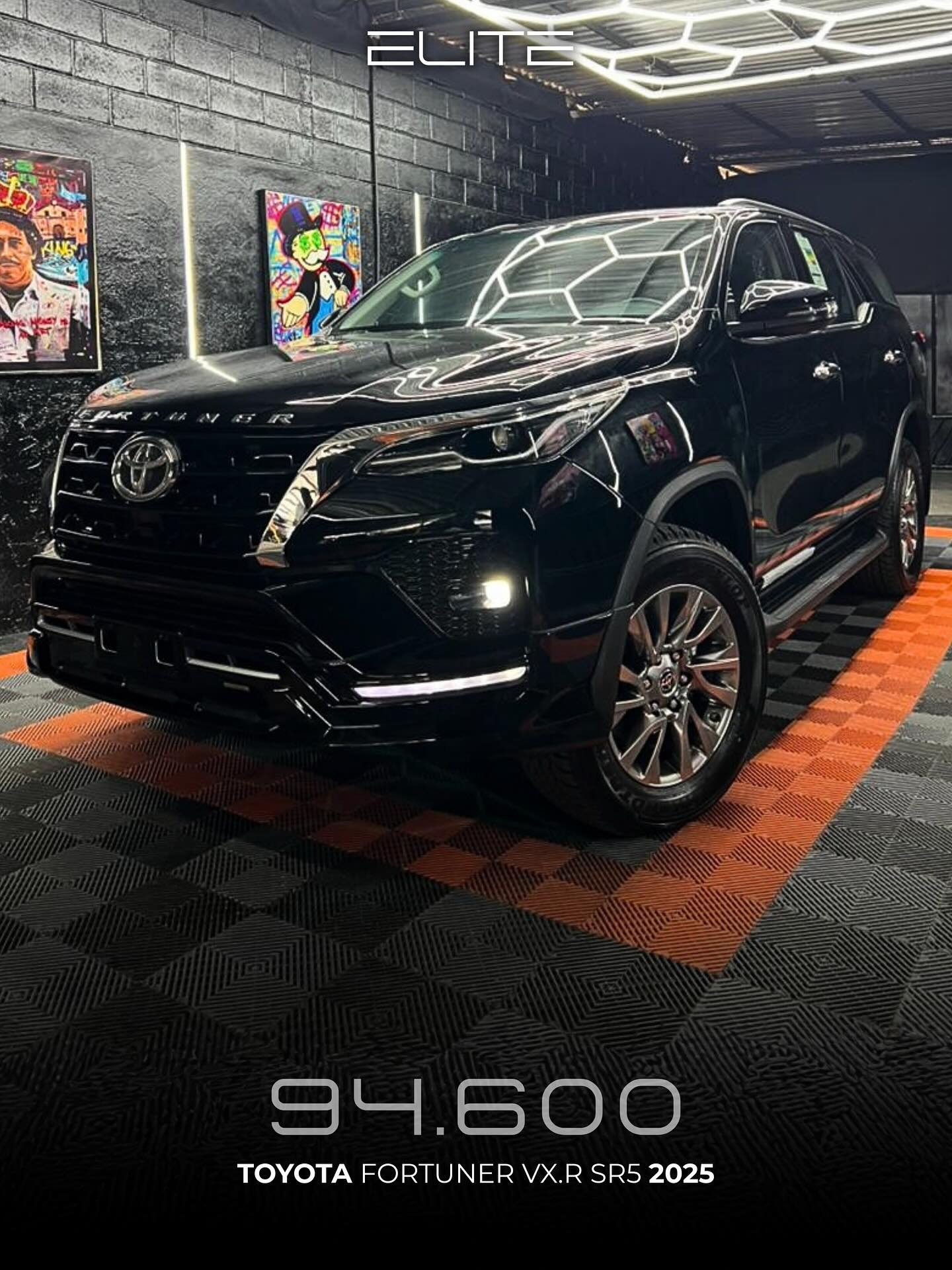 Toyota Fortuner VX.R SR5 2025 negro1