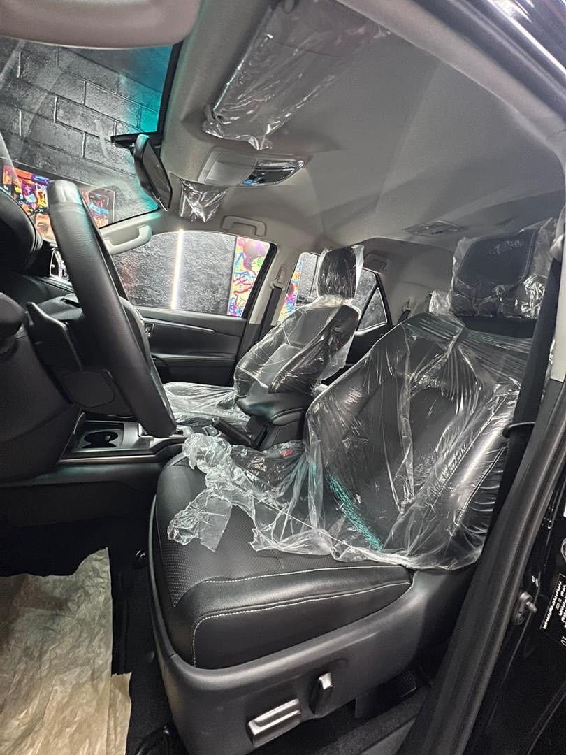 Toyota Fortuner VX.R SR5 2025 negro9