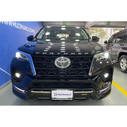 Toyota Fortuner Vx