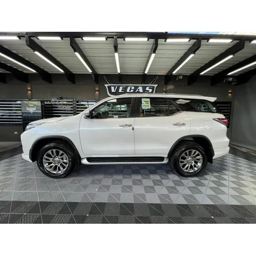 Toyota Fortuner VX.R 2025 Blanco Barquisimeto