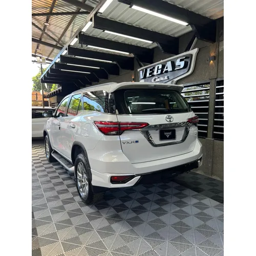 Toyota Fortuner VX.R 2025 Blanco Barquisimeto