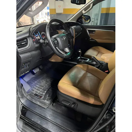 Toyota Fortuner VX.R 2024 Negro Caracas