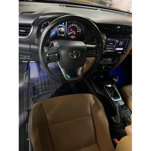 Toyota Fortuner VX.R 2024 Negro Caracas