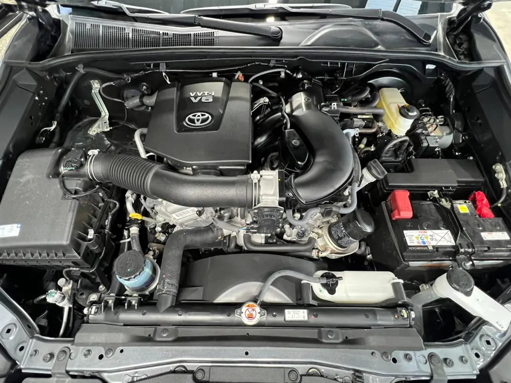 Toyota Fortuner VX.R 2025 Gris Barquisimeto