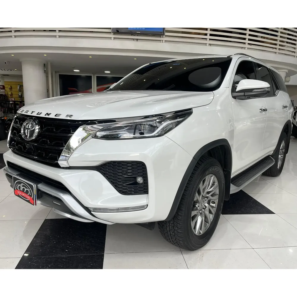 Toyota Fortuner VX.R 2023 Blanco Caracas