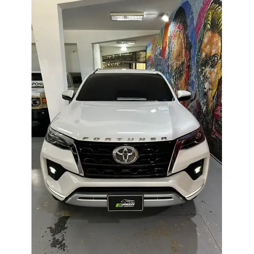 Toyota Fortuner VX.R 2023 Blanco Caracas