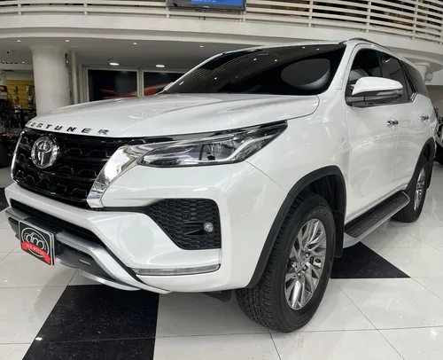 Toyota Fortuner Vxr 2023 Blanco Caracas