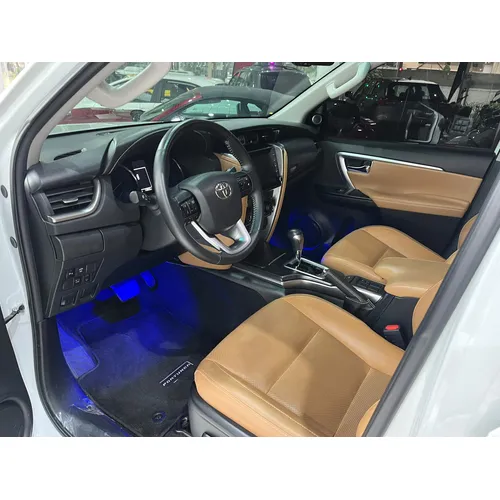 Toyota Fortuner Vxr 2023 Blanco Caracas