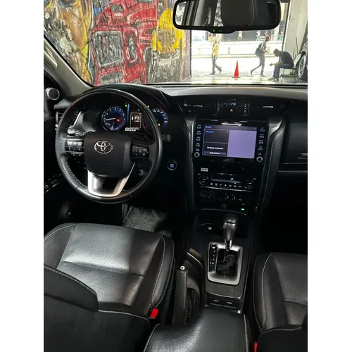 Toyota Fortuner VX.R 2023 Blanco Caracas