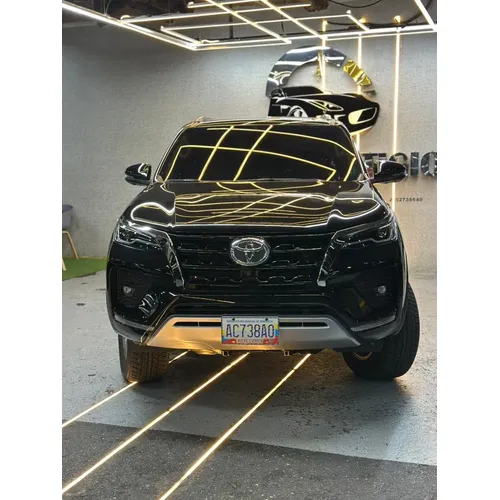 Toyota Fortuner VX.R 2024 Negro Caracas