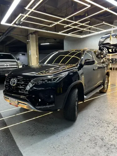 Toyota Fortuner Vxr 2025