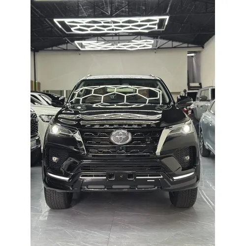 Toyota Fortuner VX.R 2025 Negro Caracas