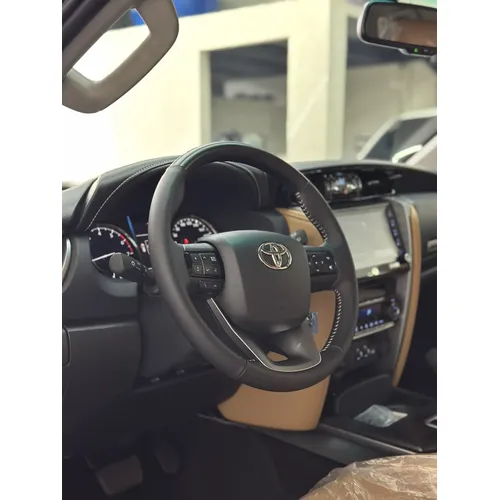 Toyota Fortuner VX.R 2025 Negro Caracas