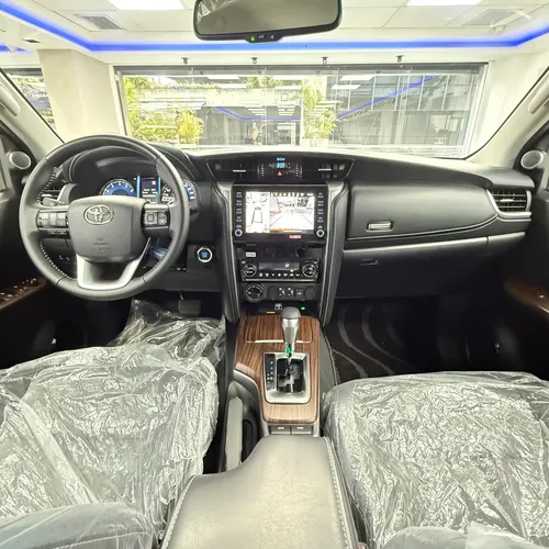 Toyota Fortuner Dubai VX.R 2025 Negro Caracas