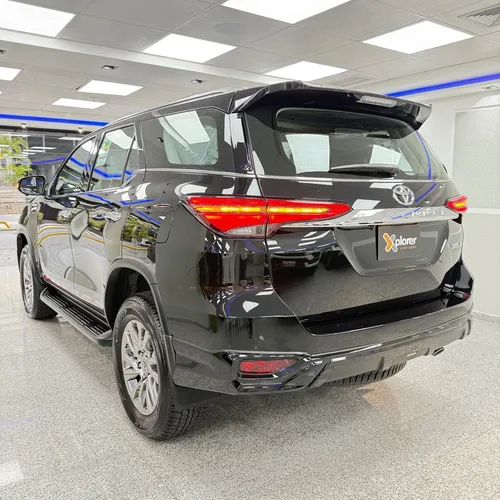 Toyota Fortuner Dubai VX.R 2025 Negro Caracas