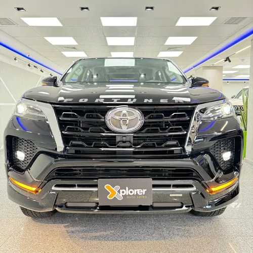 Toyota Fortuner Dubai VX.R 2025 Negro Caracas