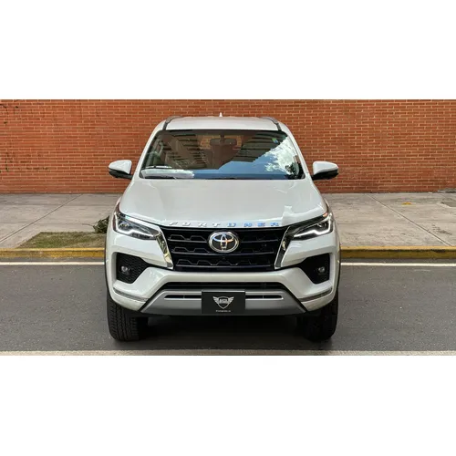 Toyota Fortuner VX.R 2025 Blanco Caracas